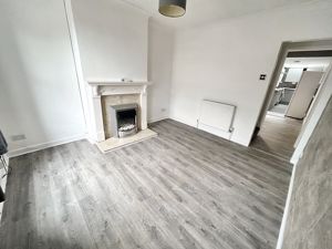 Living Room- click for photo gallery